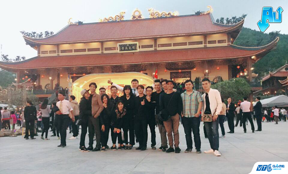 “Cầm đầu” hơn 60 anh tài, nữ game thủ khiến nhiều nam nhân phải “lác mắt” “Cầm đầu” hơn 60 anh tài, nữ game thủ khiến nhiều nam nhân phải “lác mắt”